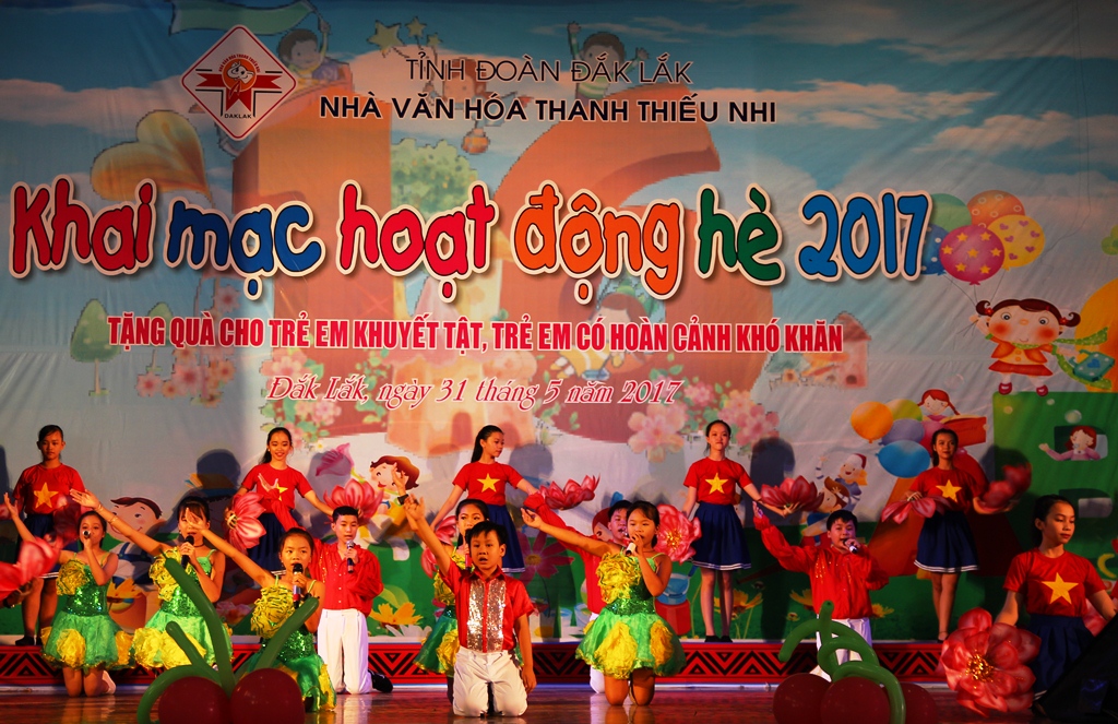 Nhà Văn hóa Thanh thiếu nhi Đắk Lắk khai mạc hoạt động hè năm 2017