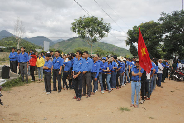 Tuổi trẻ Cư Pui phát huy vai trò xung kích, tình nguyện vì cộng đồng 