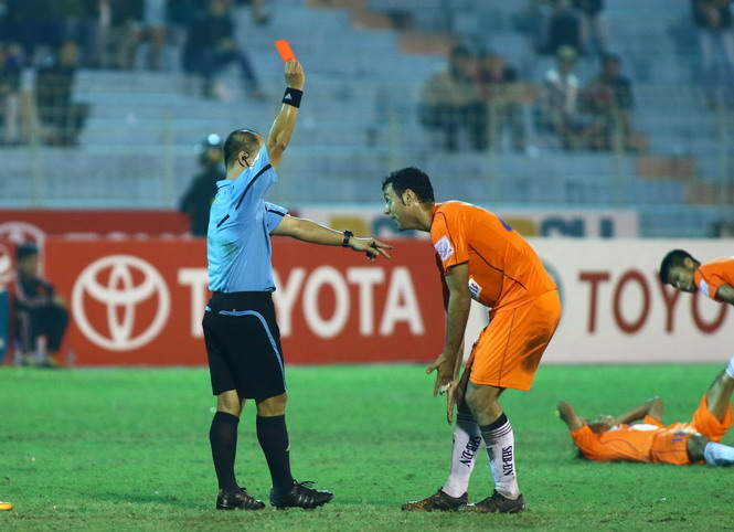 Tổng cục TDTT chê V-League nhiều bạo lực