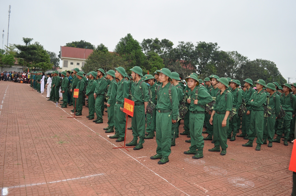 Huyện Krông Pắc tiễn 291 thanh niên lên đường làm nghĩa vụ quân sự