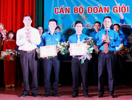 12 thí sinh đạt giải tại Hội thi "Cán bộ Đoàn giỏi " khối Các cơ quan tỉnh năm 2014