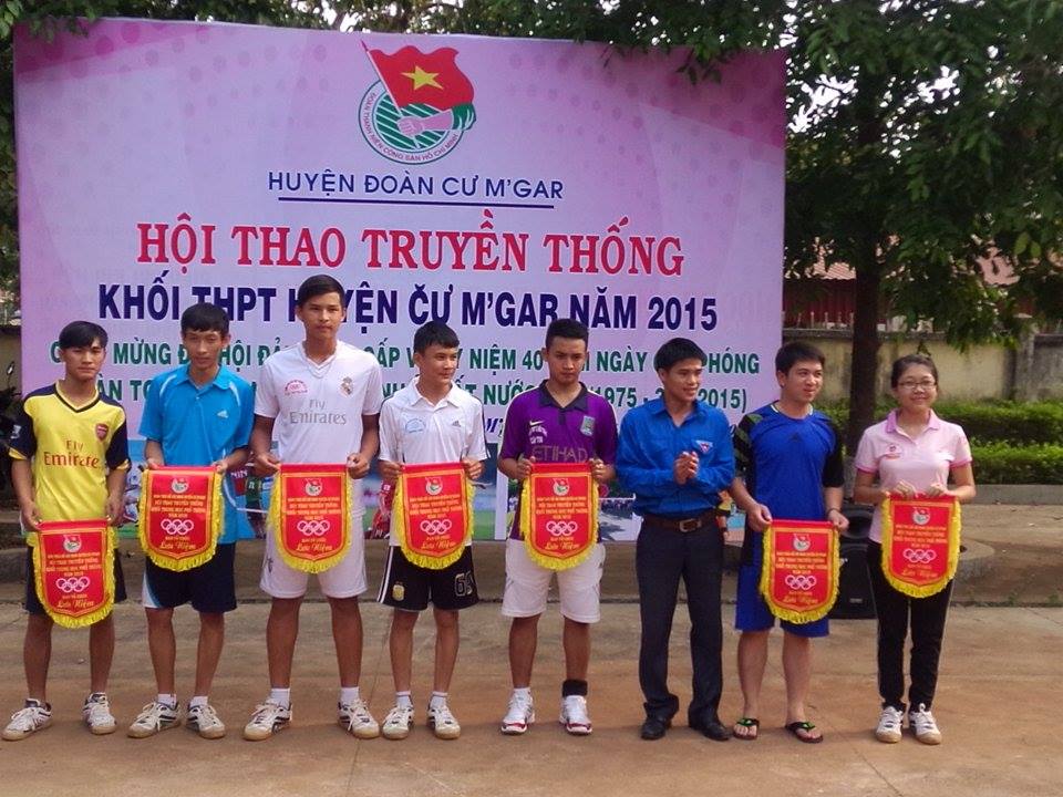 Huyện đoàn Cư M’gar  tổ chức Hội thao truyền thống khối THPT năm 2015