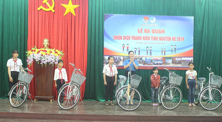 Huyện Cư Kuin: Ra quân Chiến dịch Thanh niên tình nguyện hè năm 2019