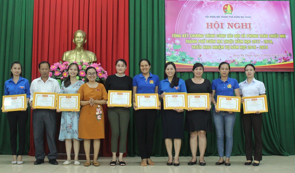 Kết nạp gần 7.000 đội viên trong năm học 2017-2018