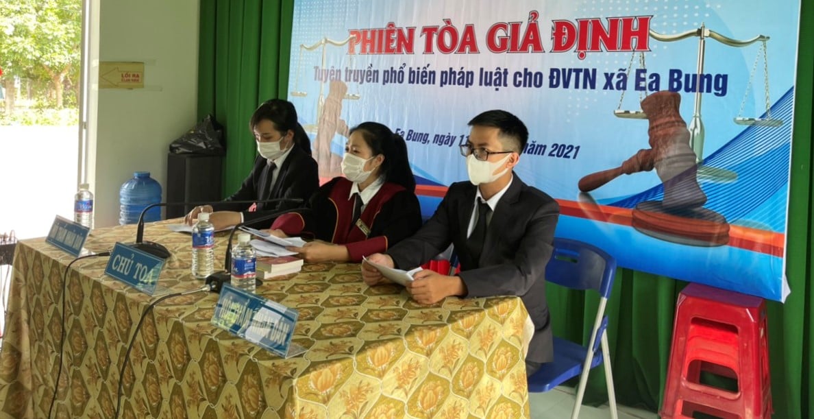 “PHIÊN TOÀ GIẢ ĐỊNH” – CÁCH LÀM SÁNG TẠO TRONG TUYÊN TRUYỀN PHÁP LUẬT