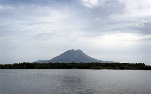 Xuất hiện 'điểm nóng' mới tại biển Đông