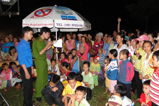 Công an huyện Krông Bông triển khai "Tháng hành động phòng, chống ma túy"