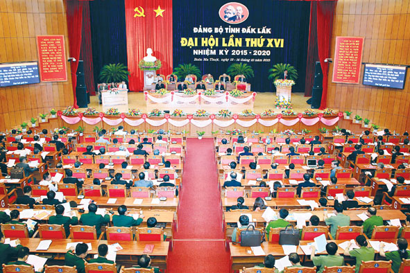 Khai mạc Đại hội đại biểu Đảng bộ tỉnh lần thứ XVI, nhiệm kỳ 2015 - 2020