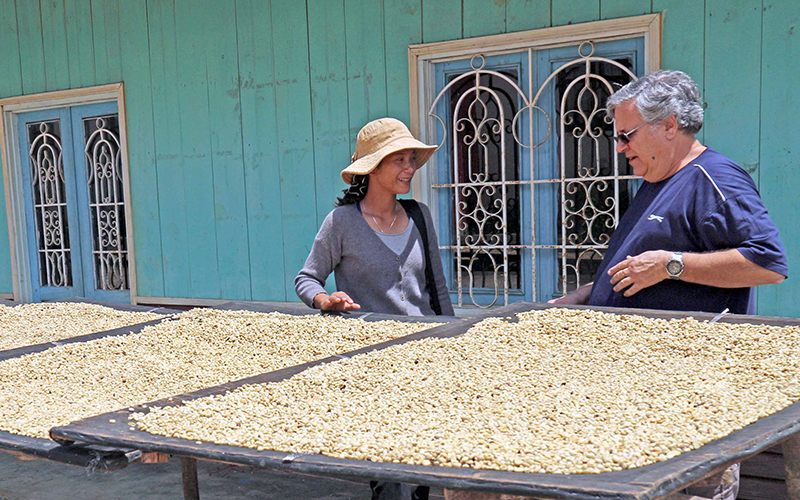 THANH NIÊN DÂN TỘC THIỂU SỐ TÂY NGUYÊN LẬP NGHIỆP, LÀM GIÀU