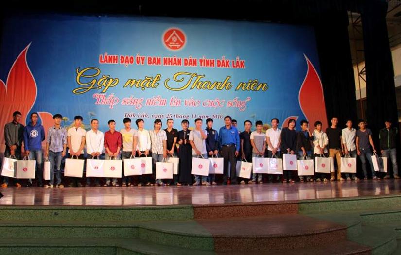 Tài liệu sinh hoạt Chi đoàn tháng 12/2016