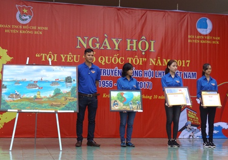 Huyện Krông Búk: Tổ chức Ngày hội "Tôi yêu Tổ quốc tôi"