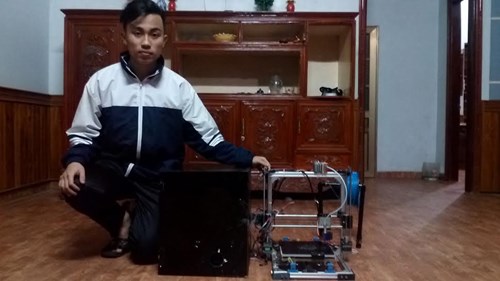   Học sinh lớp 11 chế tạo “Máy tạo mẫu công nghiệp – 3D XBOT”