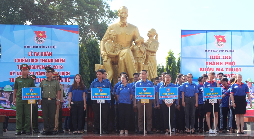 Thành Đoàn Buôn Ma Thuột ra quân Chiến dịch Thanh niên tình nguyện hè