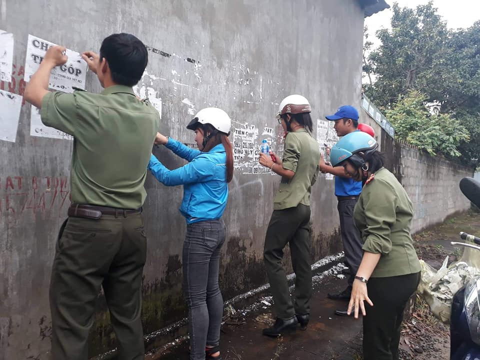 Lễ ra quân tháo gỡ, xóa bỏ quảng cáo, rao vặt trái phép và đẩy mạnh tuyên truyền phòng, chống tội phạm liên quan đến tín dụng đen trên địa bàn huyện Cư M’gar