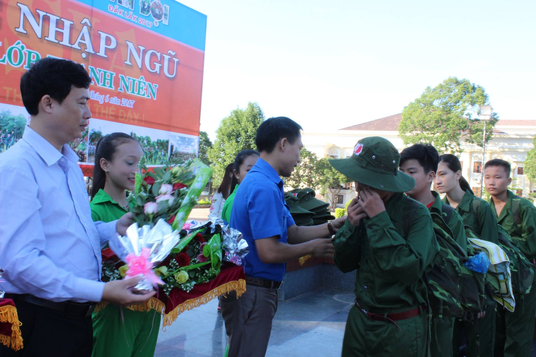 Nô nức ngày lên đường Lễ nhập ngũ – Lớp Thanh niên