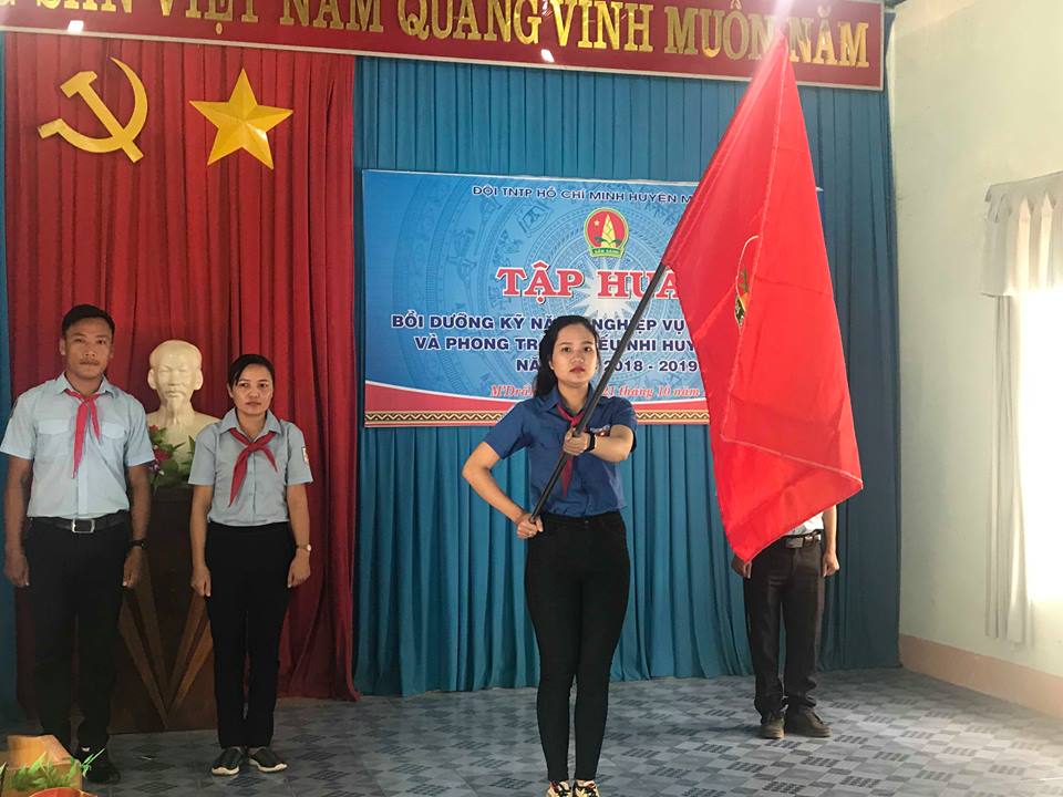 Tập huấn bồi dưỡng kỹ năng, nghiệp vụ công tác đội và phong trào thiếu nhi huyện M’Đrắk năm học 2018 – 2019