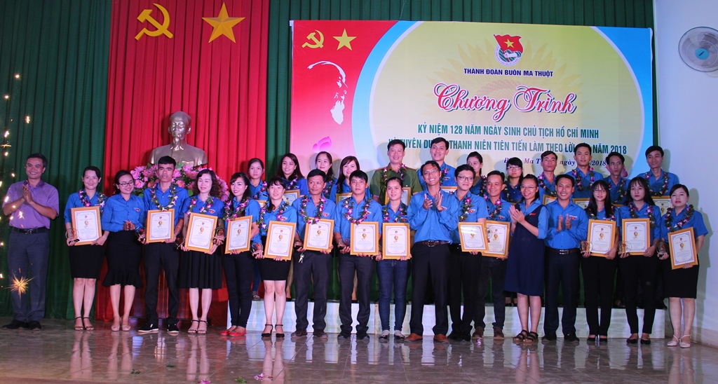 Tuyên dương 27 thanh niên tiên tiến làm theo lời Bác năm 2018