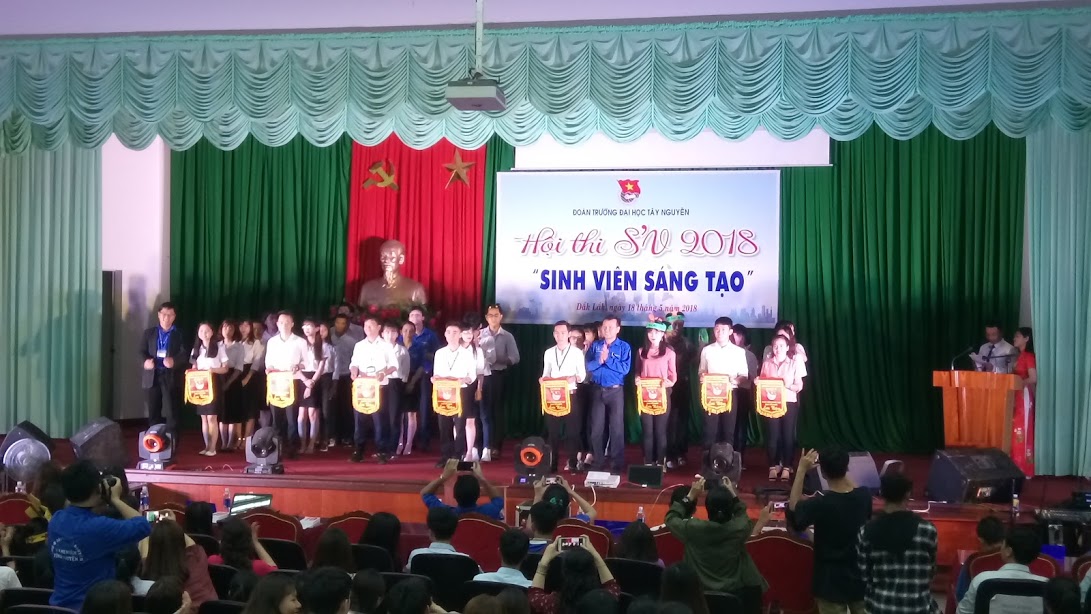 Đoàn trường Đại học Tây Nguyên sôi nổi tổ chức Cuộc thi SV'2018 với chủ đề “Sinh viên sáng tạo”