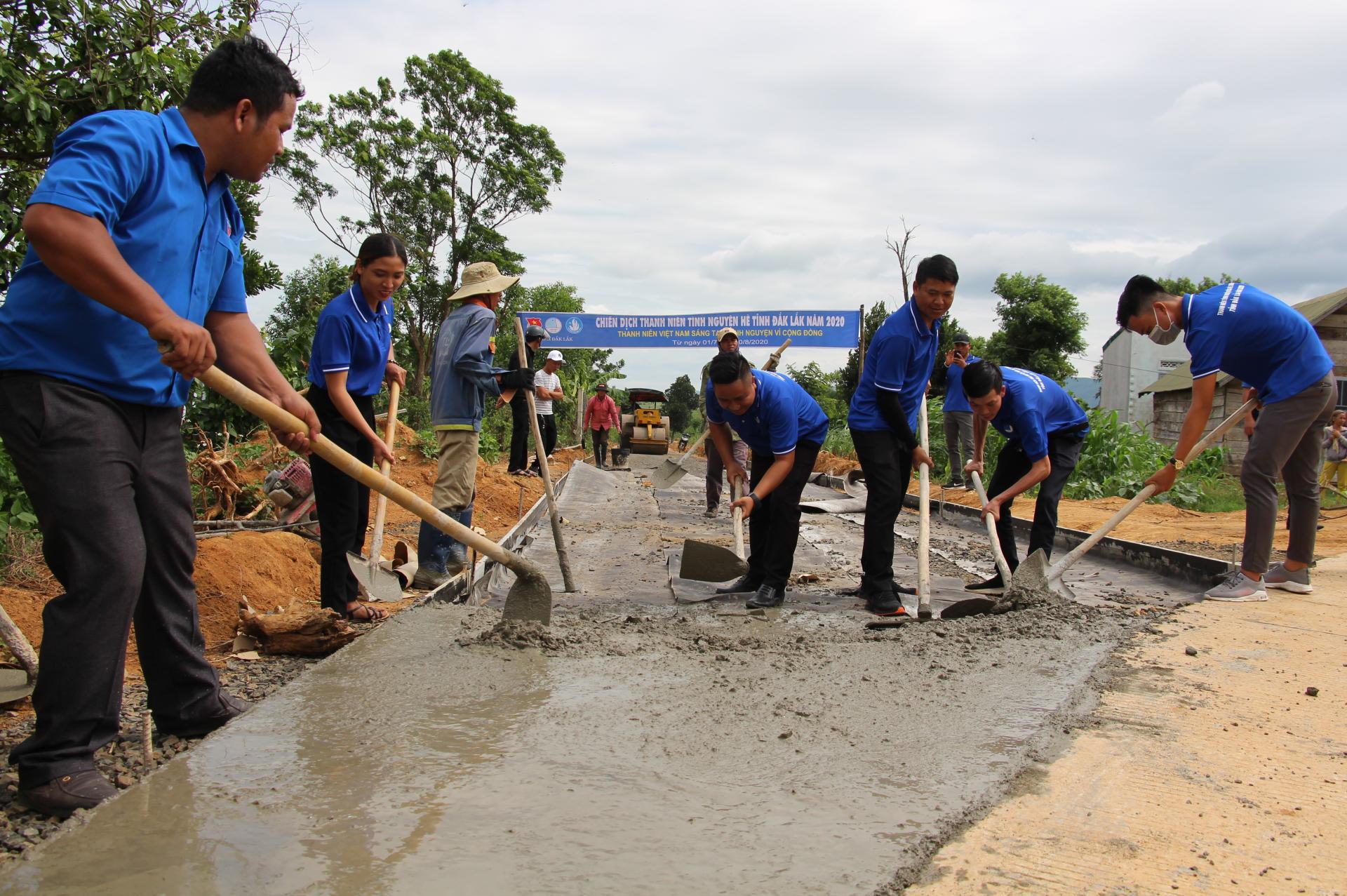 TIẾP TỤC KHẲNG ĐỊNH VAI TRÒ, VỊ THẾ CỦA TỔ CHỨC ĐOÀN