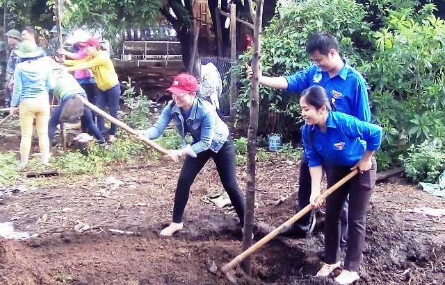 Lễ phát động trồng cây tại huyện Buôn Đôn