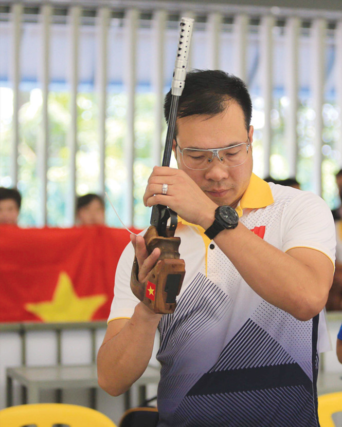 Xạ thủ Hoàng Xuân Vinh và phát bắn 'nghiệt ngã'