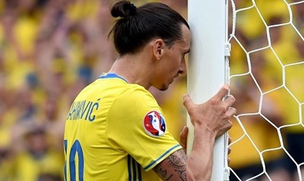 Bản tin EURO: Ibra lọt top 11 cầu thủ tệ nhất EURO 2016