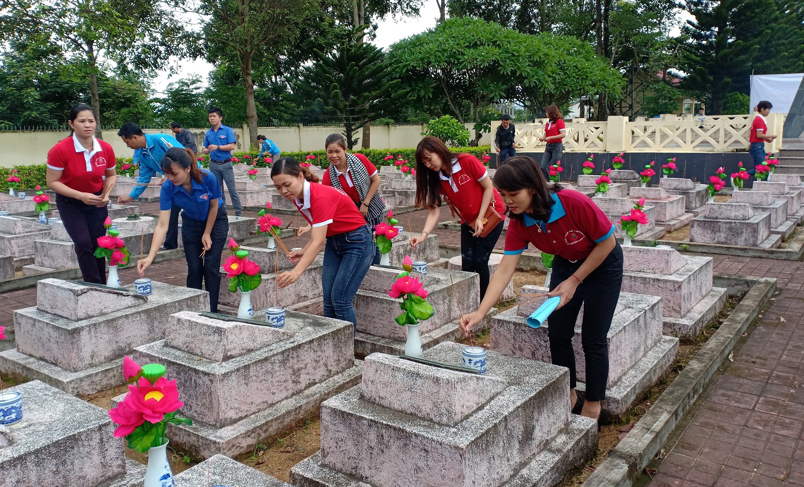 Huyện Lắk đồng loạt xuất quân 3 chiến dịch tình nguyện hè năm 2018