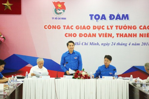 Giáo dục lý tưởng cách mạng cho thế hệ trẻ qua những câu chuyện đẹp và thực tiễn phong trào 