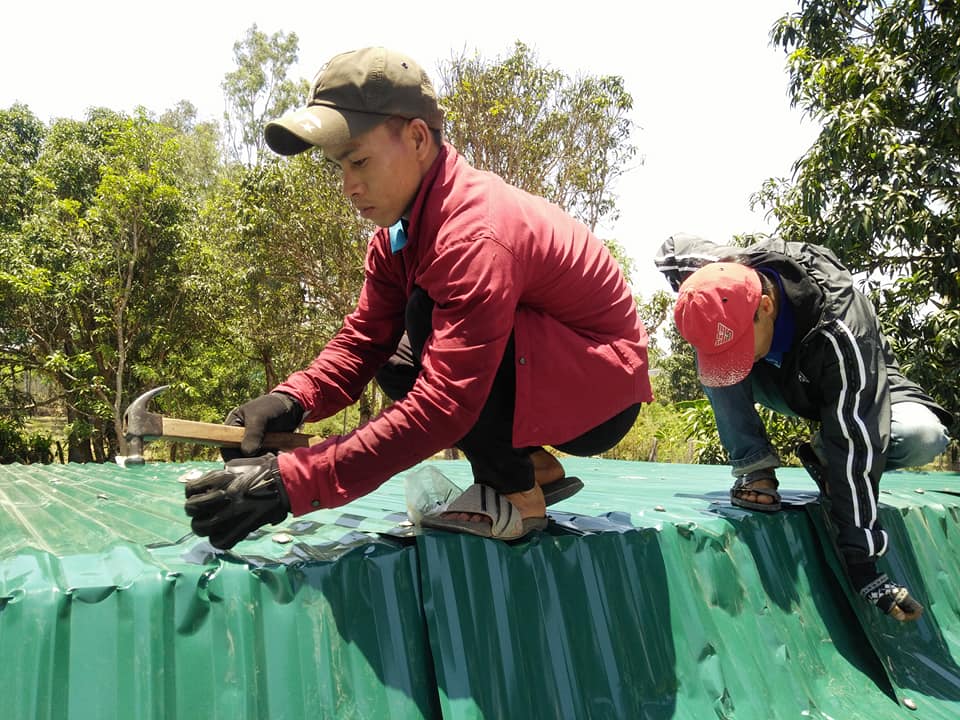 Huyện đoàn Ea Súp hỗ trợ hơn 350 ngày công giúp dân khắc phục hậu quả lốc xoáy