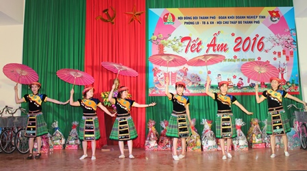 Chương trình "Tết ấm" năm 2016