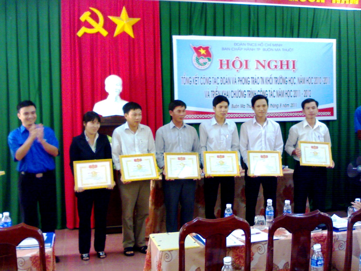 Thành đoàn tổng kết công tác Đoàn và phong trào thanh niên năm học 2010-2011