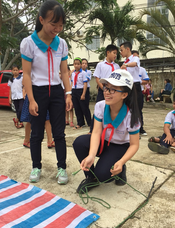 Những học sinh giỏi, năng nổ trong hoạt động Đoàn, Đội