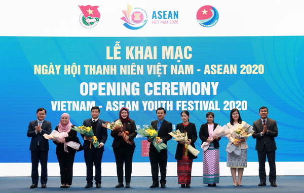 KHAI MẠC NGÀY HỘI THANH NIÊN VIỆT NAM – ASEAN NĂM 2020