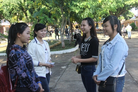 Điểm sàn đại học, cao đẳng năm 2015 là 15 và 13 điểm