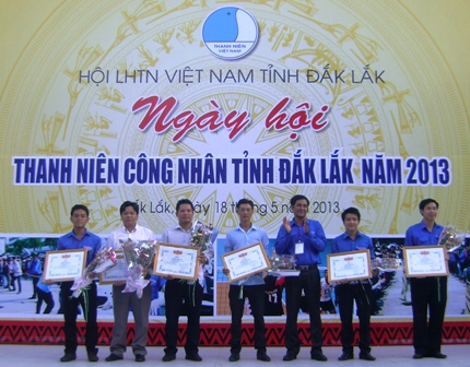 Sôi nổi "Ngày hội Thanh niên công nhân” tỉnh Đắk Lắk năm 2013