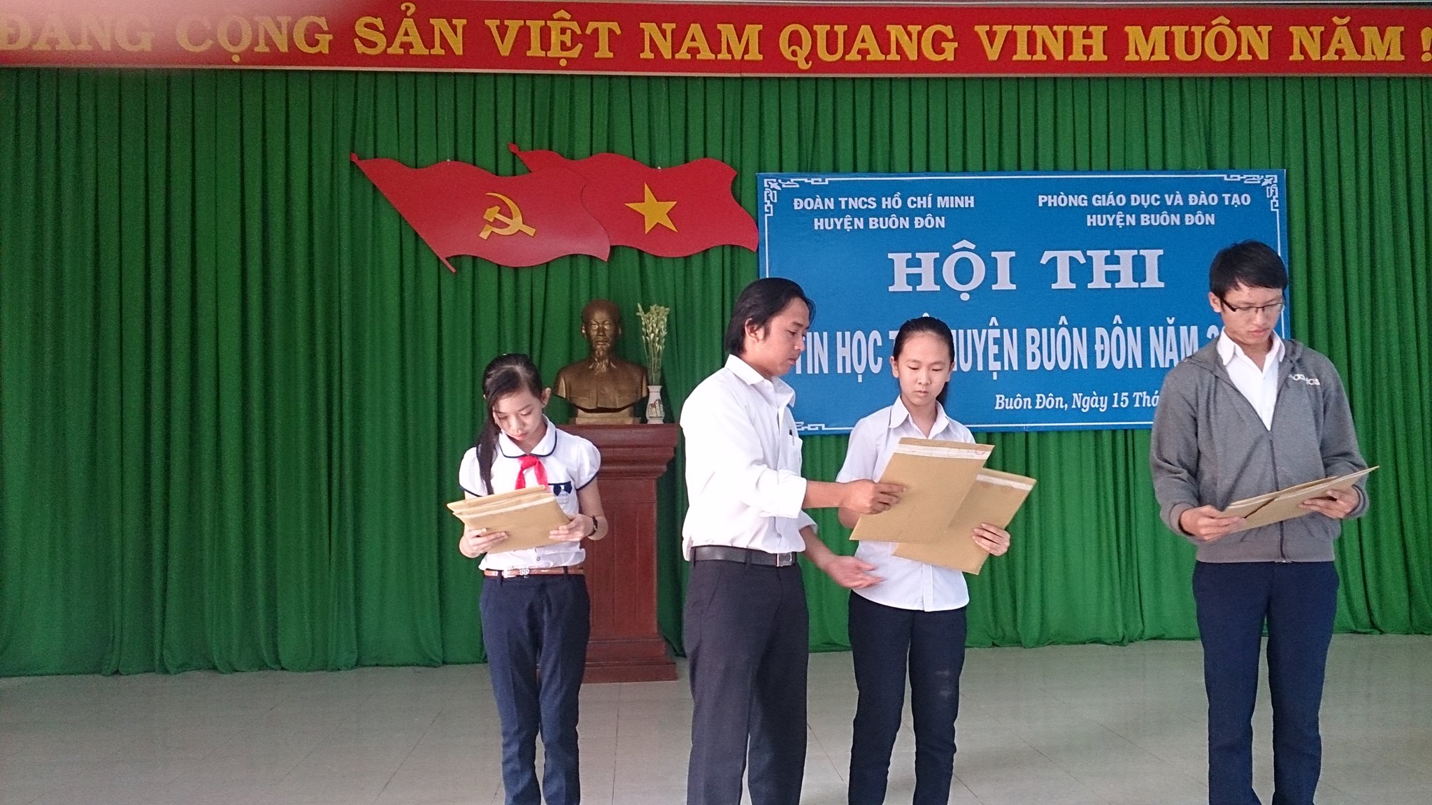  HỘI THI TIN HỌC TRẺ HUYỆN BUÔN ĐÔN NĂM 2014