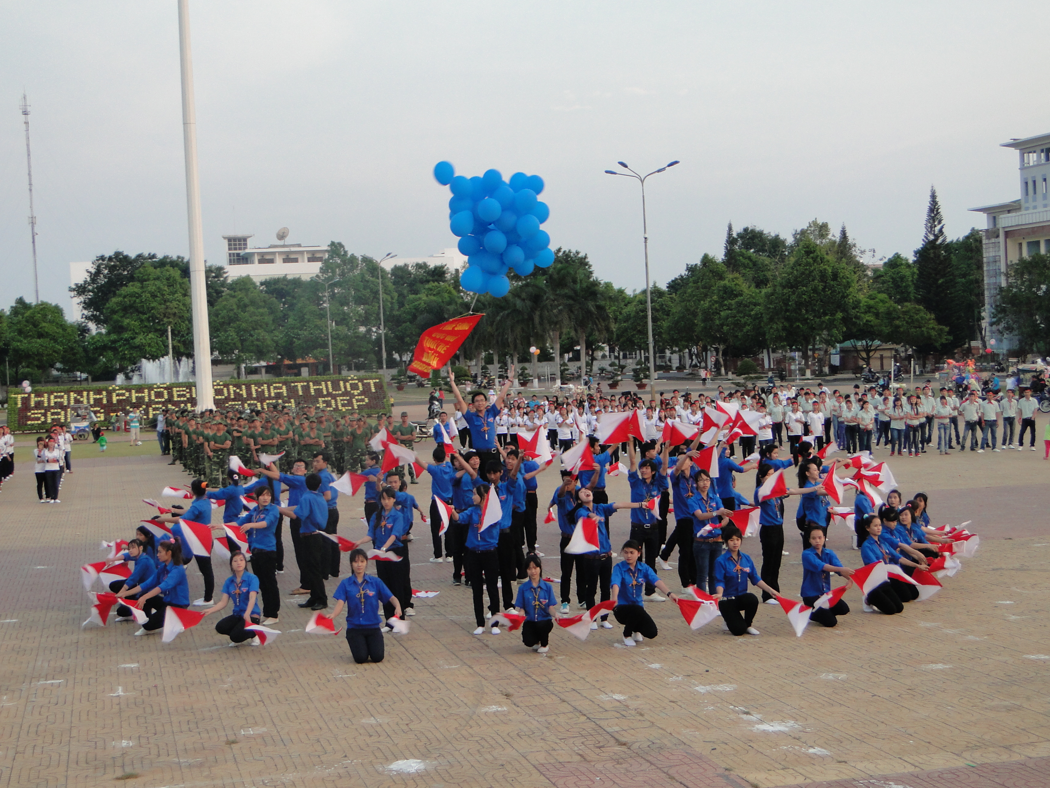 Sôi nổi với các hoạt động chào mừng 81 năm Ngày thành lập Đoàn TNCS Hồ Chí Minh